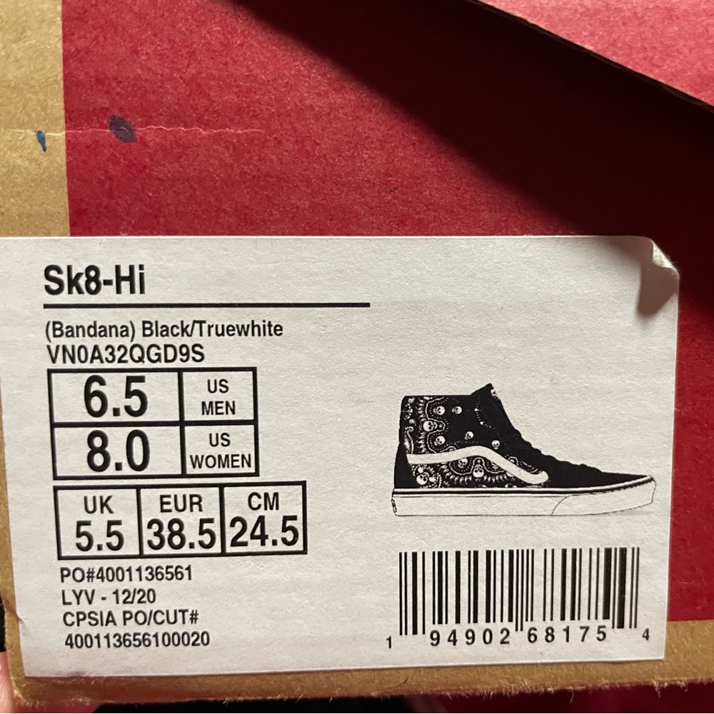 Sk8-Hi
(Bandana) Black/Truewhite